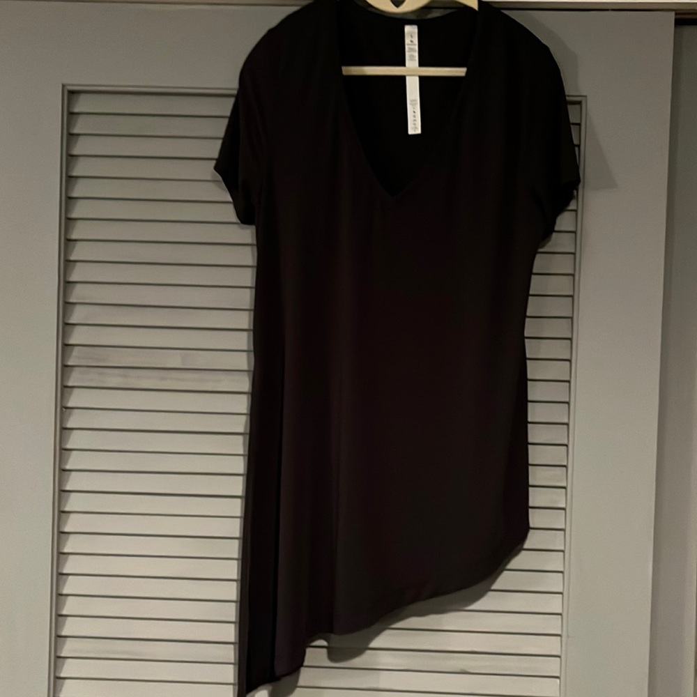 Lululemon V-Neck Asymmetrical Tunic